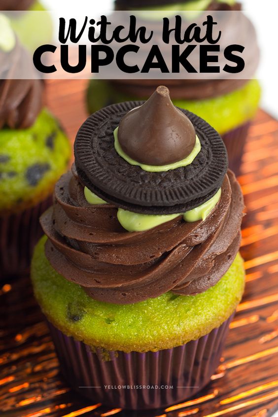 20 Halloween Cupcake Ideas