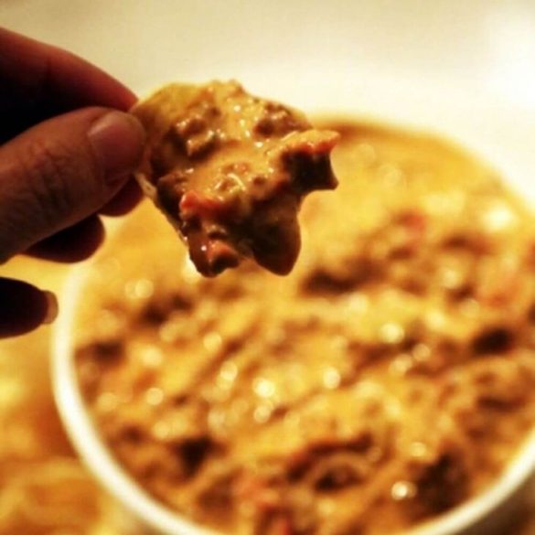 Crock Pot Chili Cheese and Beef Dip